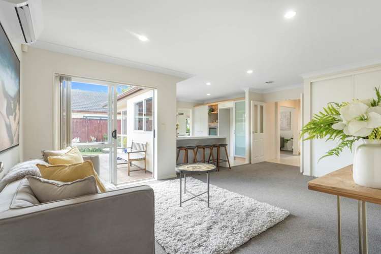 22 Belfry Place Wattle Downs_9