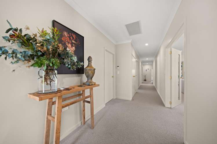 10 Fairway Drive_5