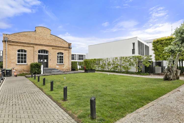 2a/2 Fisher-Point Drive Auckland Central_13