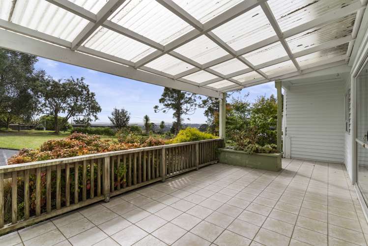 87 Carter Road Oratia_11