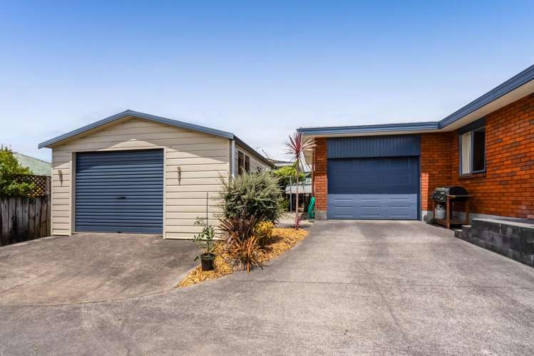 40 Hamlet Street Stratford_16