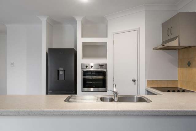 8 Athenree Heights Athenree_2