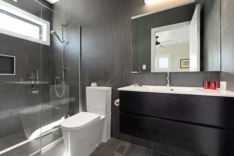 10 Edward Jonkers Drive Riverhead_11