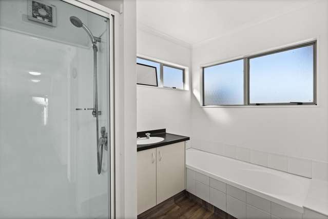 2/52 Te Aute Road Havelock North_4