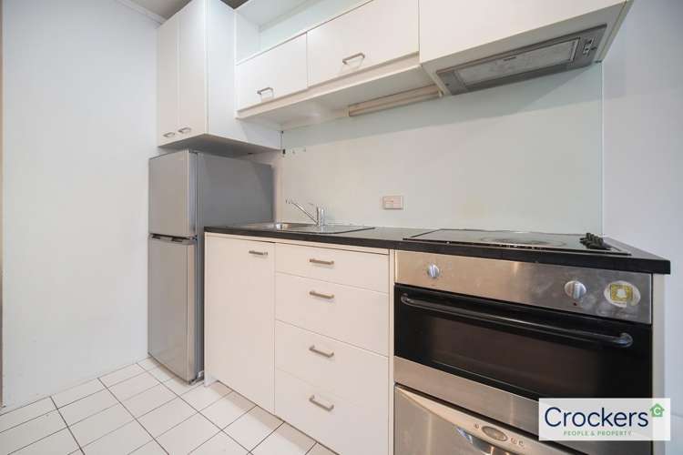 111/53 Cook Street_0