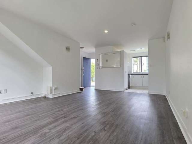 34 Saintly Lane Avondale_2