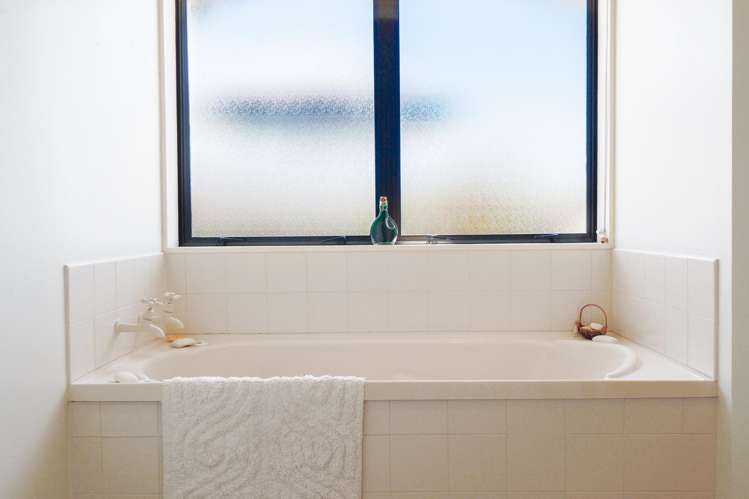 10 Foley Drive Springfield_11