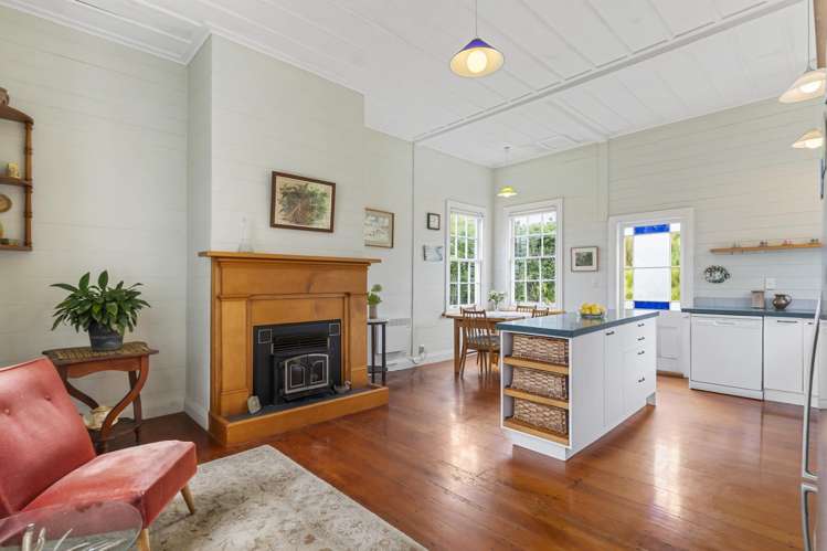 4A Clarence Road and 1A Hall Street Northcote Point_17