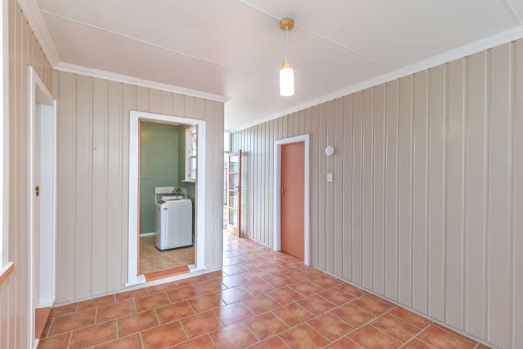 3 Harlech Street Levin_11