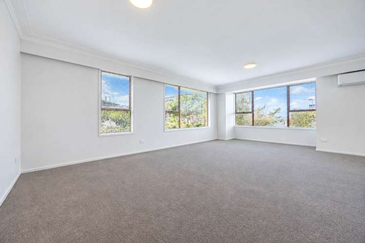 2/30 St Vincent Avenue Remuera_2