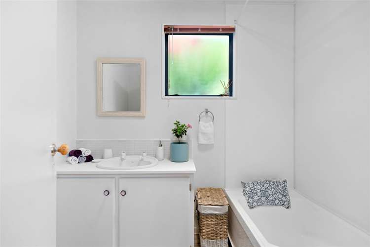 221a Fernhill Road Fernhill/Sunshine Bay_6