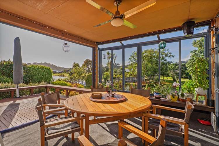 15 Martin Place Cooks Beach_4