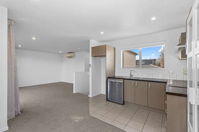 2/12 Heywood Terrace Richmond_2
