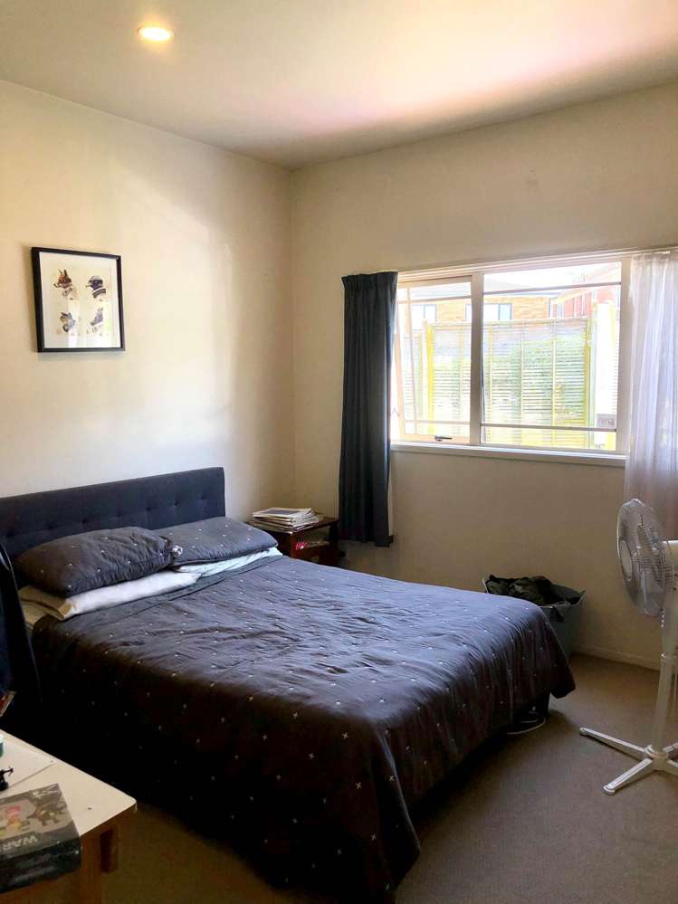 2/22 Otahuri Crescent Greenlane_2