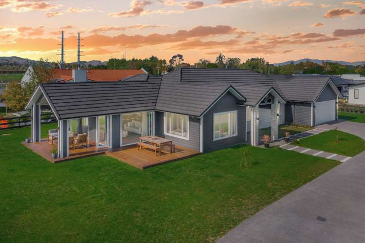 33 Baxter Michael Crescent Cambridge_0