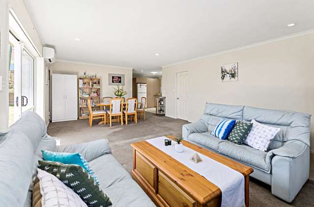 174 Keri Vista Rise Papakura_2
