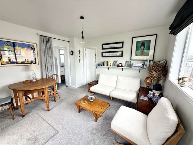 16/76 Freyberg Street Lyall Bay_2