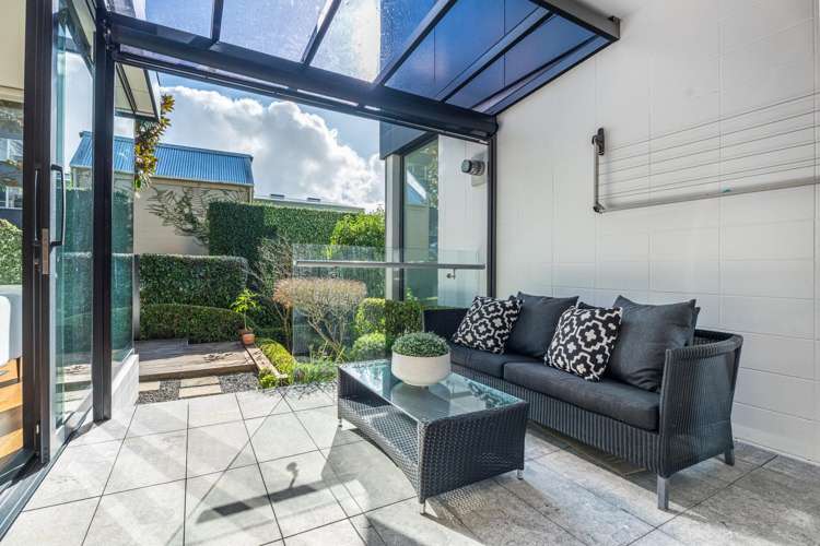 43 Scarborough Terrace Parnell_2