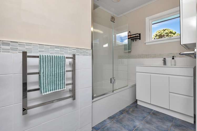 13 Kowhai Park Road Maunu_17