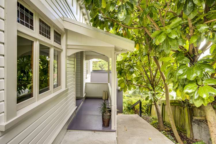 8 Brewster Street Bluff Hill_18