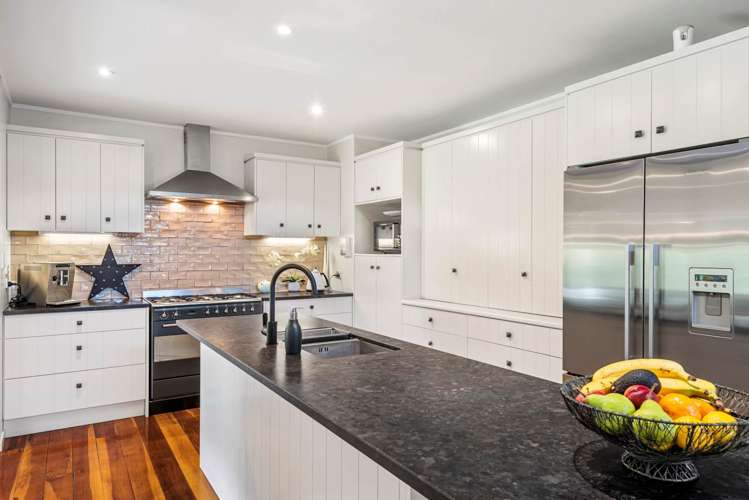 1 Newton Road Riverhead_9