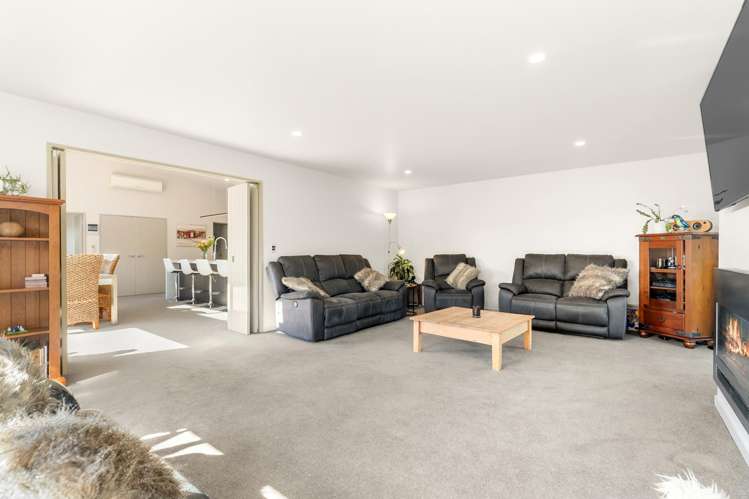 8 Pearce Place Wanaka_5