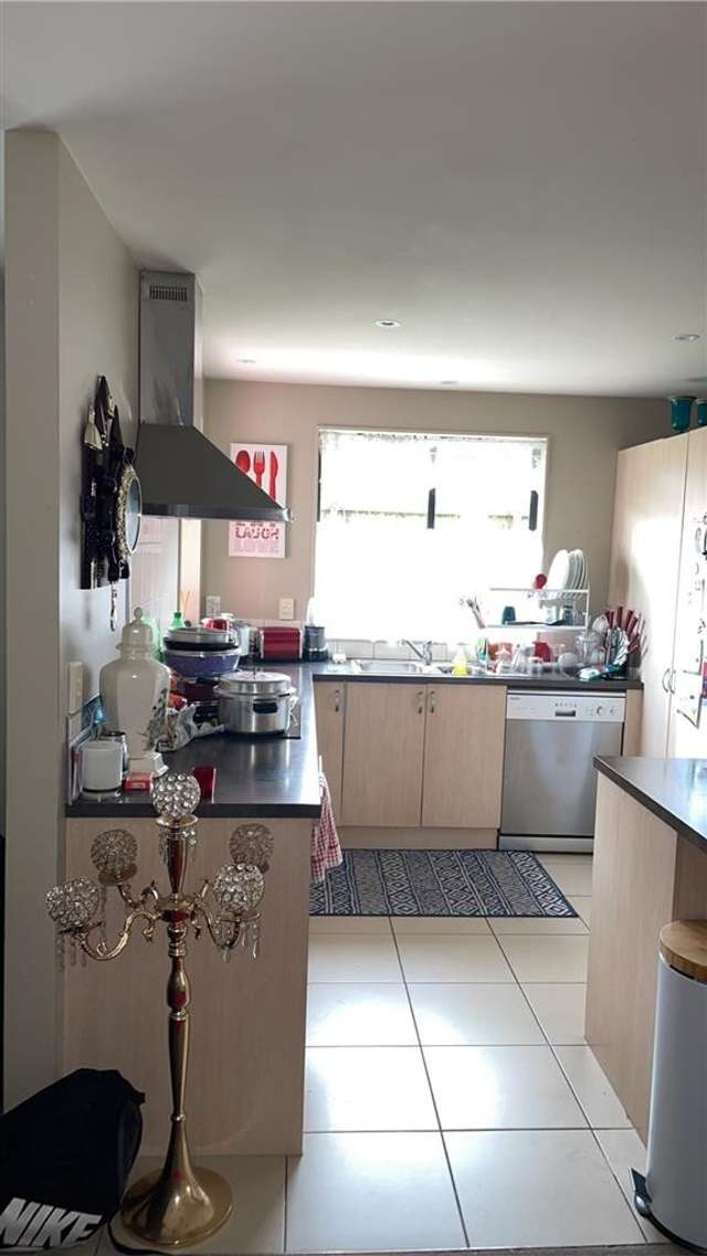12 Zoe Court 10686_3