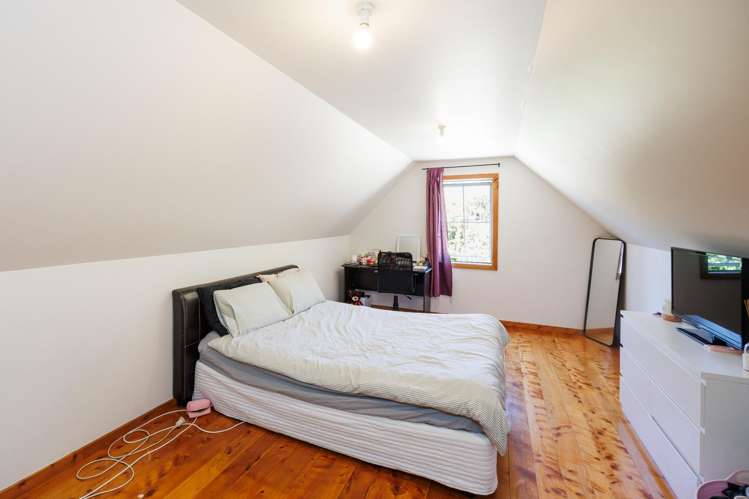 851 Milson Line Newbury_25