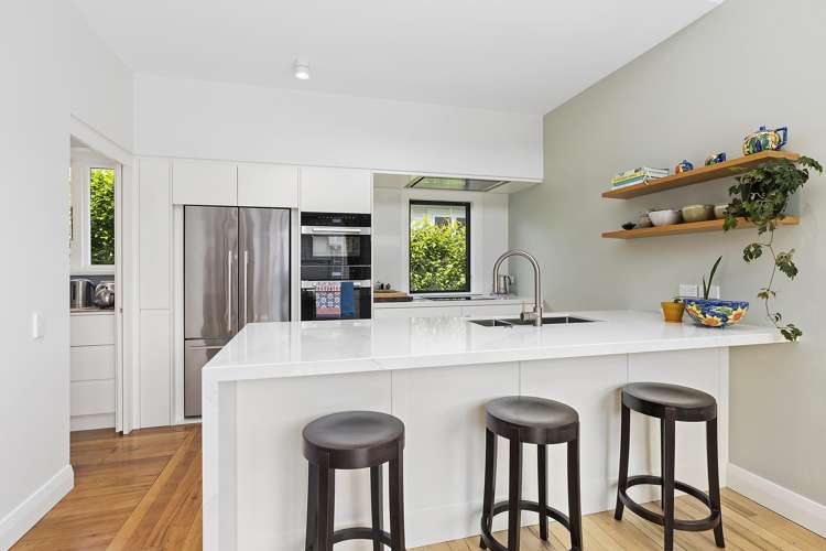 6 Lochiel Road Khandallah_11