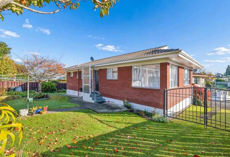 2/39 Ashdown Place Pahurehure_1