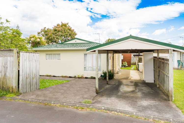 2/256b Birkdale Road Birkdale_2