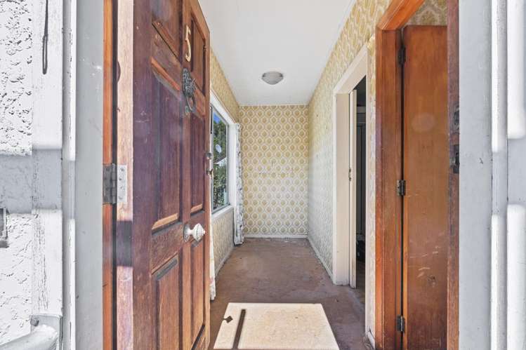 5 Hawkswood Street Waiau_15