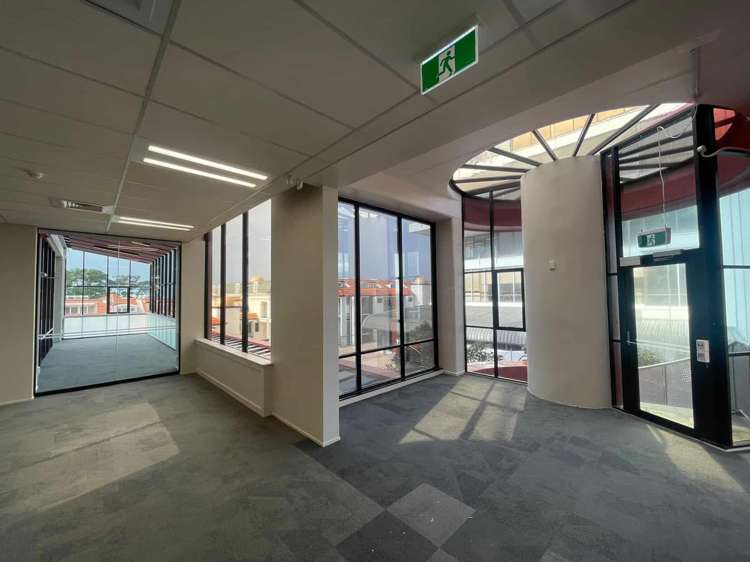 159 Hurstmere Road Takapuna_5