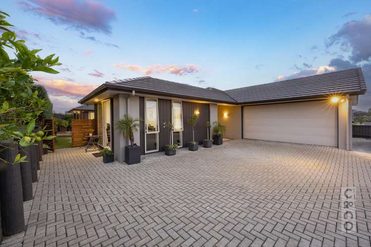 11 Canoe Lane Riverhead_37