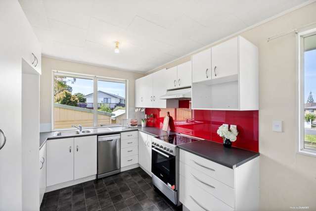 19 Glen Close Glen Eden_3