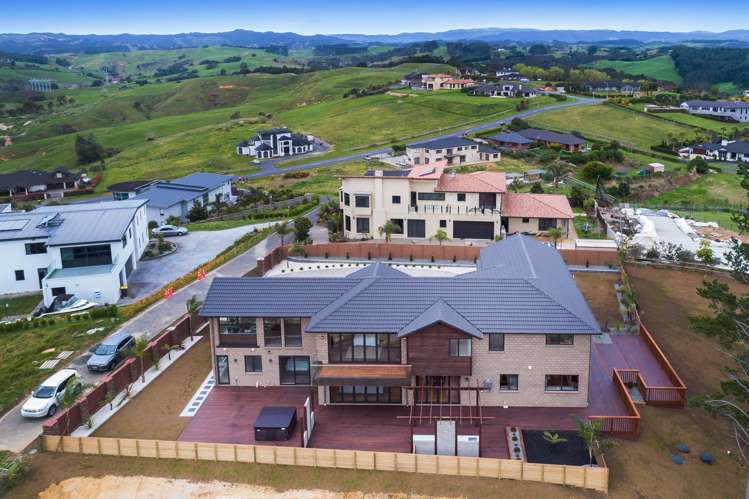 760 Redoubt Road Flat Bush_13