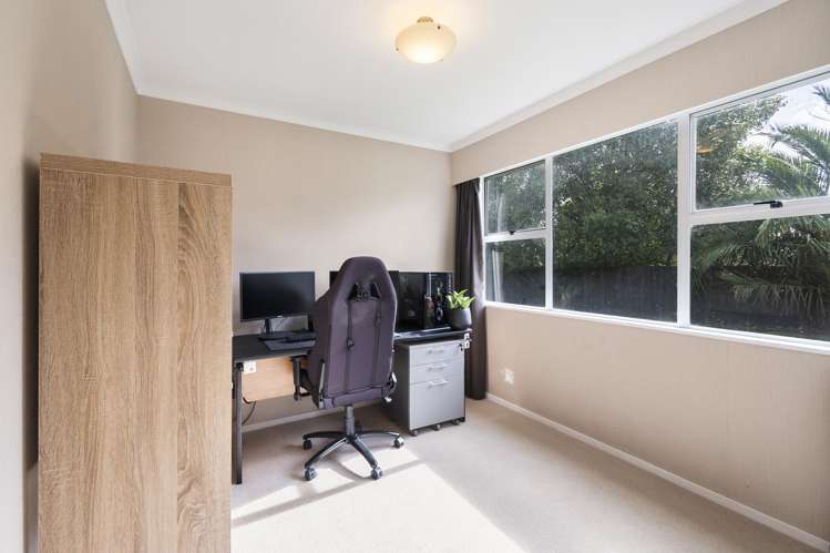 21 Palliser Place Milson_13