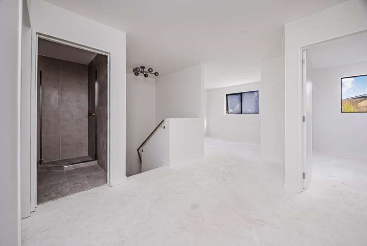 2/9 Glenside Avenue_4