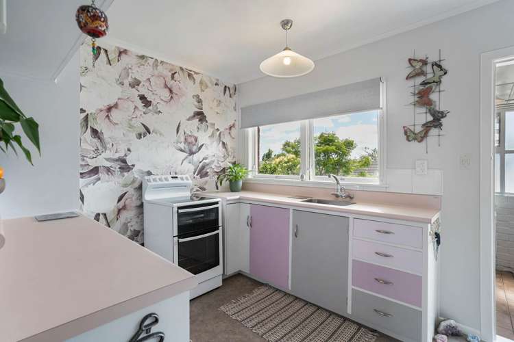 2/10 Liston Street Northcote_8