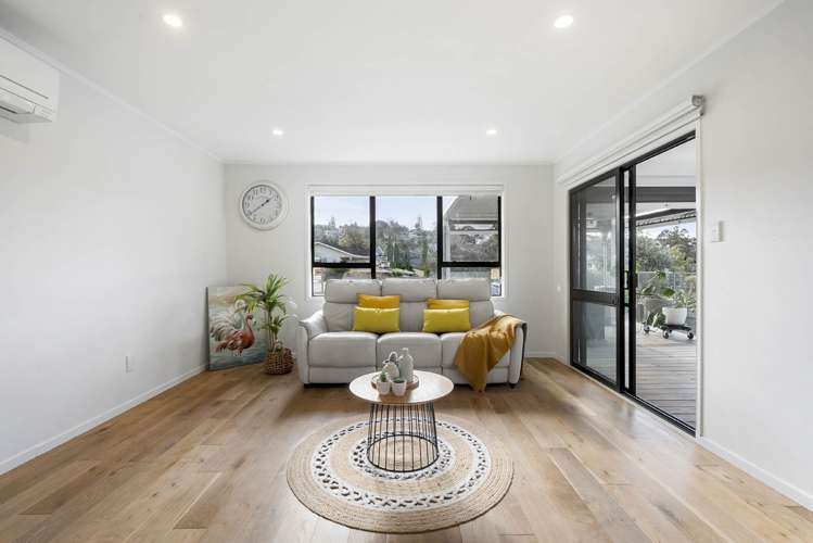 33 Trias Road Totara Vale_9