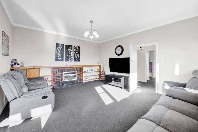 114 Glover Road Hawera_3