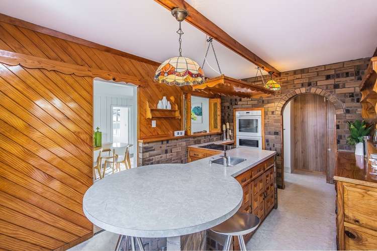 11 Castaing Crescent Te Atatu South_12