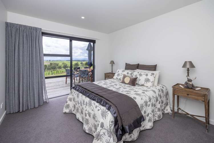 59 Pine Road Lichfield_16