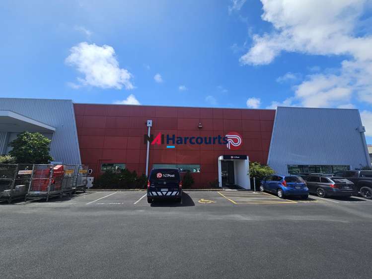 4/76 Porana Road Wairau Valley_1