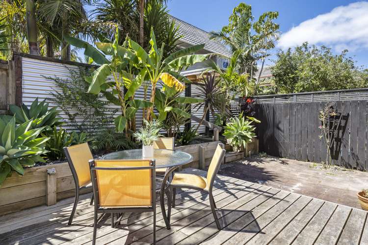 3/1 Gatman Street Birkdale_13