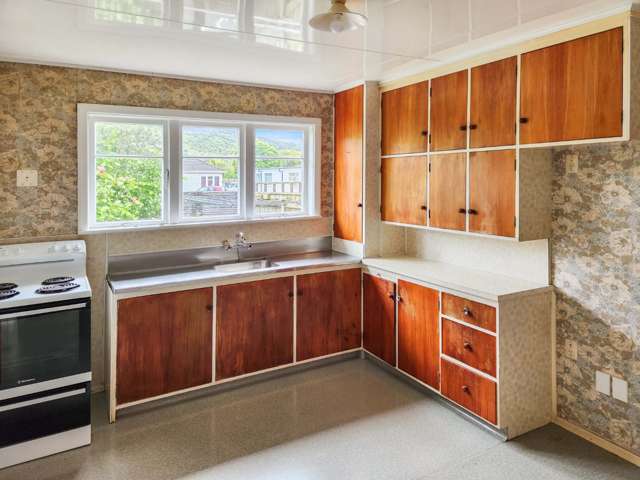 1 Hine Road Wainuiomata_2