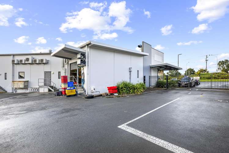 A10/1-3 Red Hills Road Massey_12