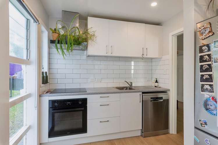 1-7/63E Owairaka Avenue Mount Albert_30