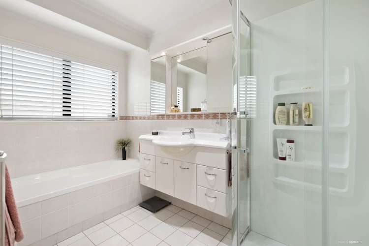 2/16 Brook Street Milford_9