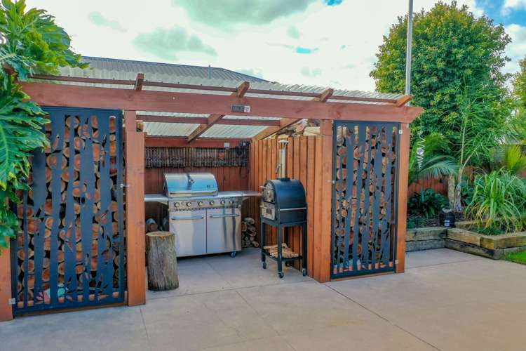 2 Ohuirehe Road Coastlands_17